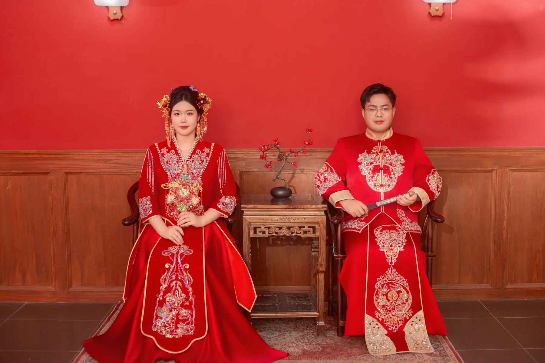 中式婚服合影